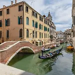 Palazzo San Firmino Residenza D Epoca Canal View Apartamento Venecia