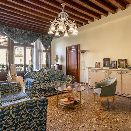 Palazzo San Firmino Residenza D Epoca Canal View Apartman Velence