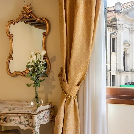 Palazzo San Firmino Residenza D Epoca Canal View Apartman Velence