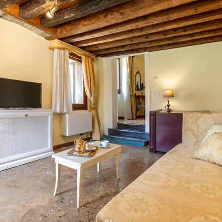 Palazzo San Firmino Residenza D Epoca Canal View *
